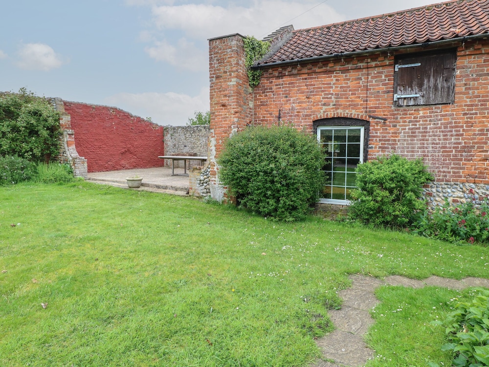 Pear Tree Barn