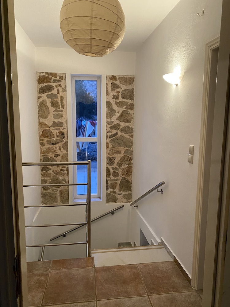 Charming Chateau BY THE SEA photo 5