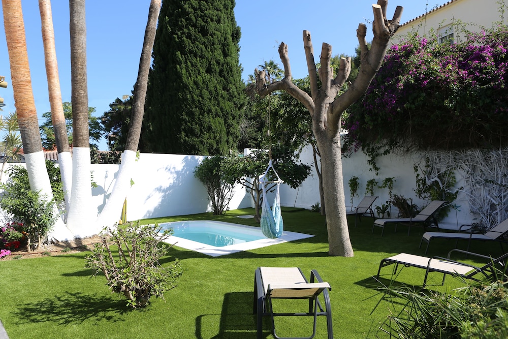 Villas By Seric,15' walking to the beach photo 5