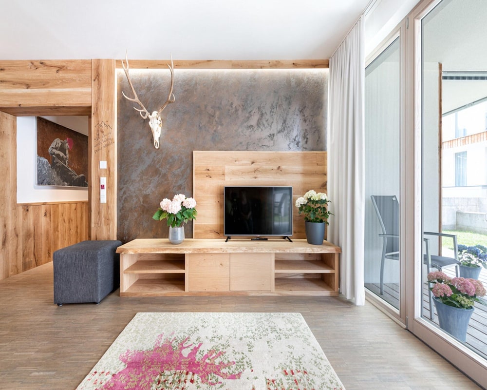Lively Apartment Near the ski Slope view 2