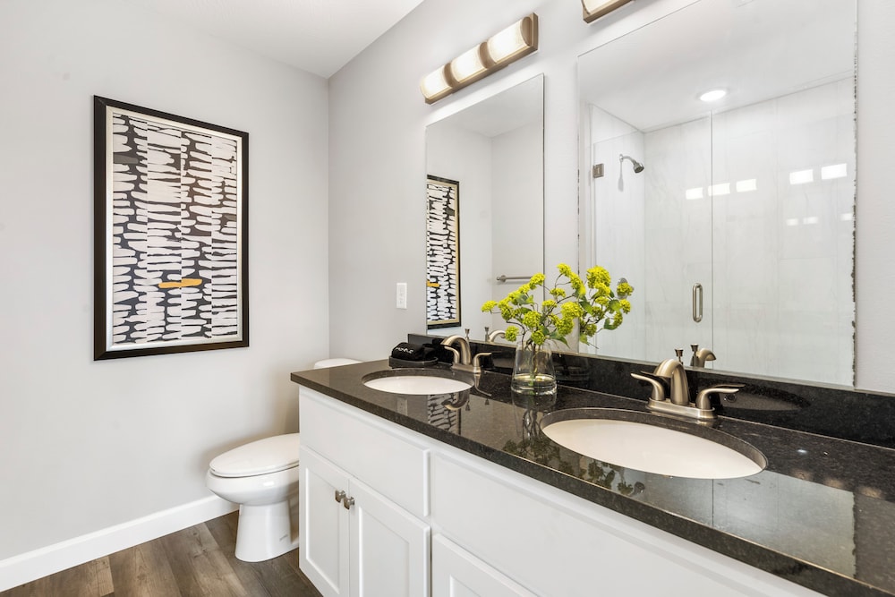 Earl Grey Escape - Chic 3 Bdr!