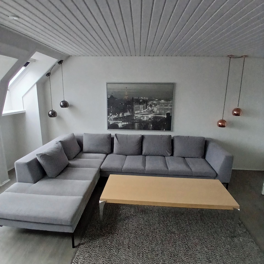 Exclusive Apartment in center