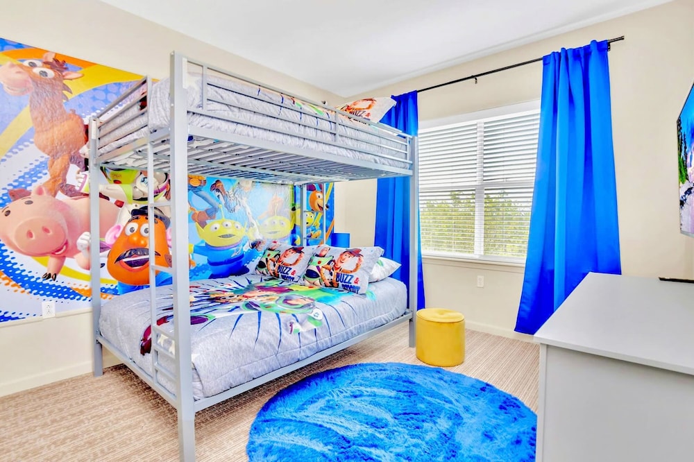 3BR Condo - Pool Hot Tub Sauna - Near Disney