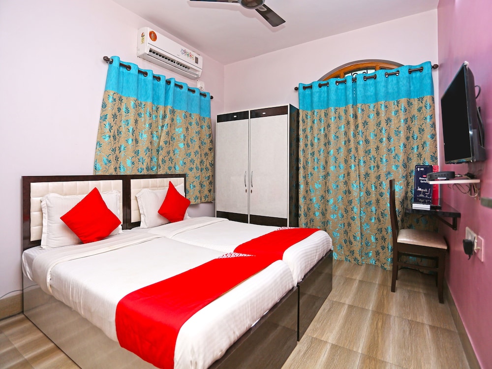 OYO 9718 Apartment near DLF IT Park