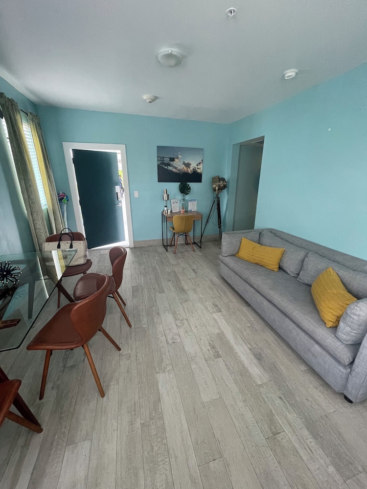 Boutique Apartments SoBe