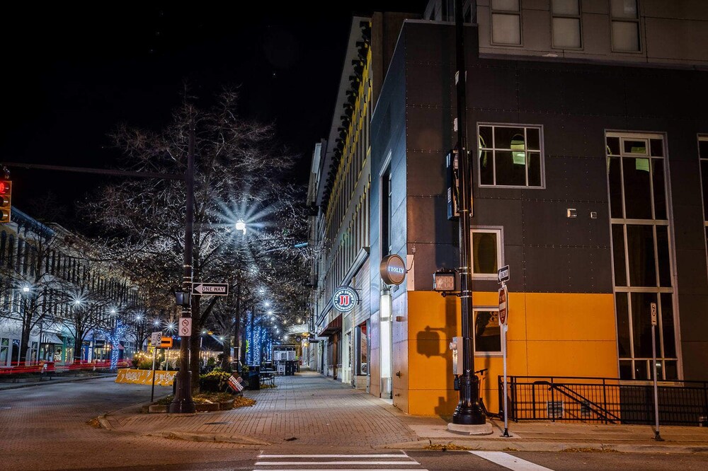 Hotel The Finnley - Image 1