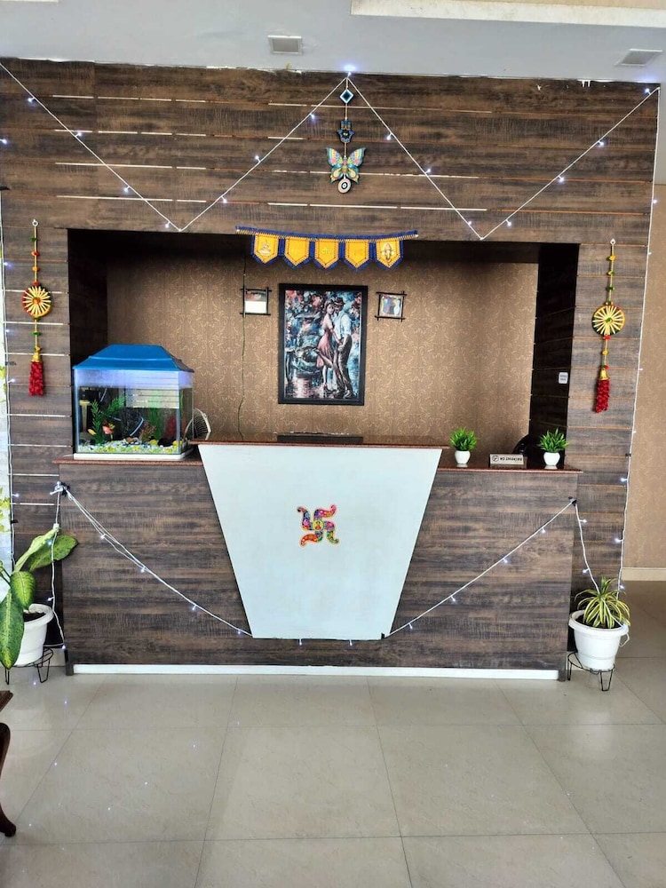 Hotel Shri Bhaskar