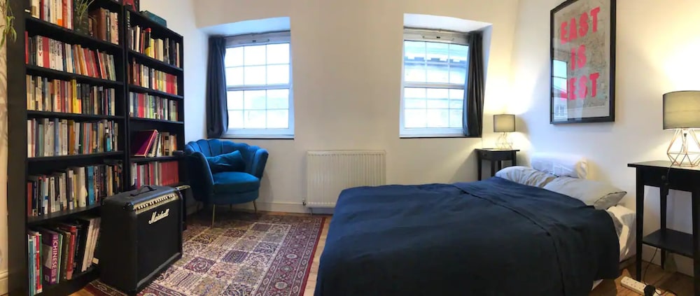 Stylish and Light 2 Bedroom Flat in Bethnal Green