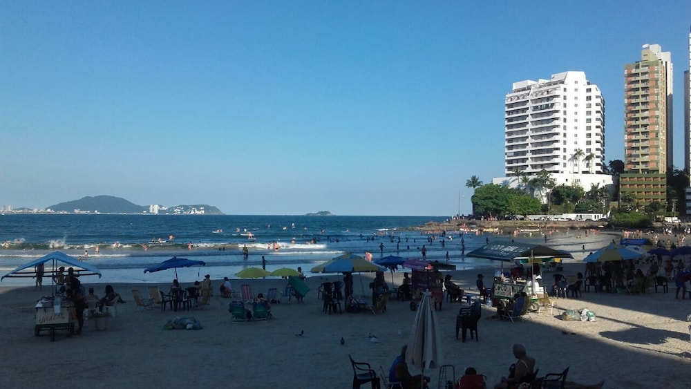 Apto Luz 3 Suites Asturias Guaruja