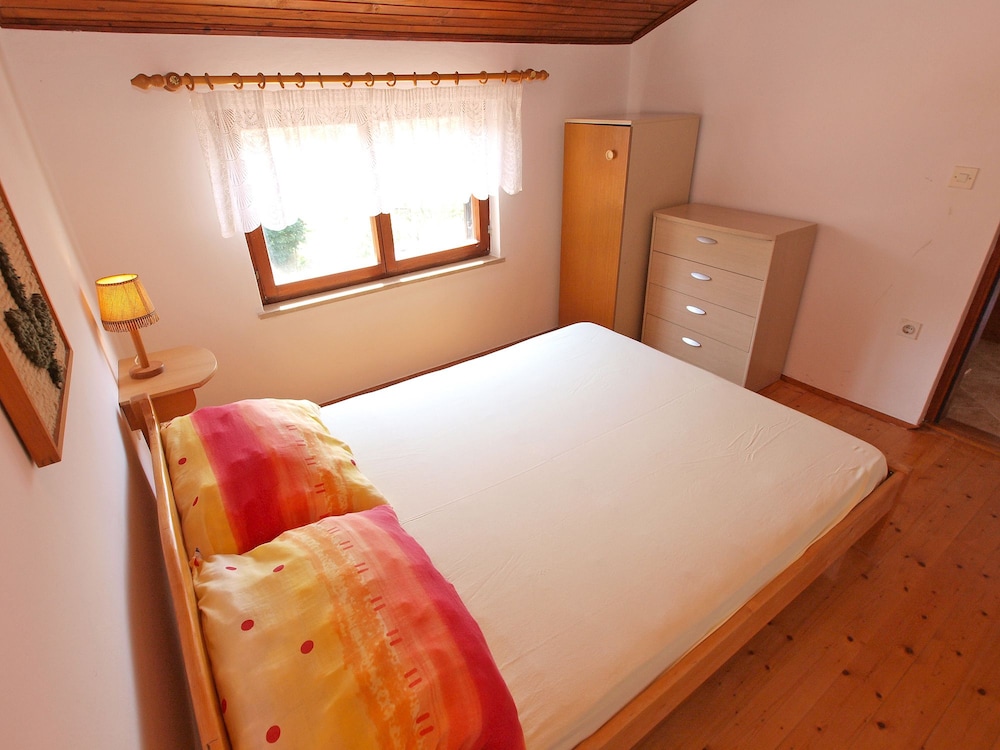 Apartment 895 view 2