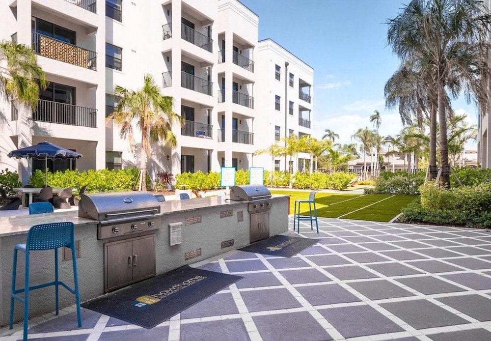 Landing Apartments Fort Myers - River District