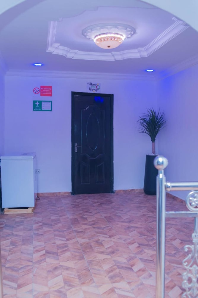 Captivating 3-bed House in Ibadan Oyo-state Nigeri view 5