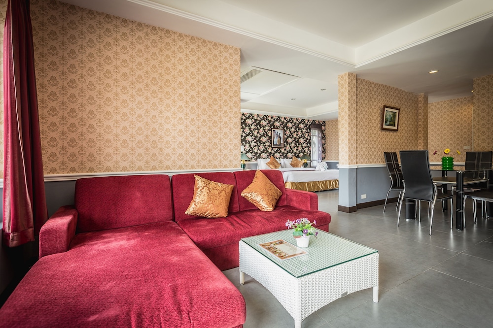 Brookside Valley Resort
