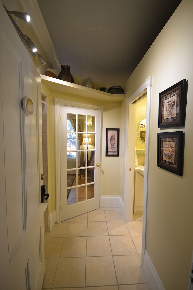 The Briarwood B&B
