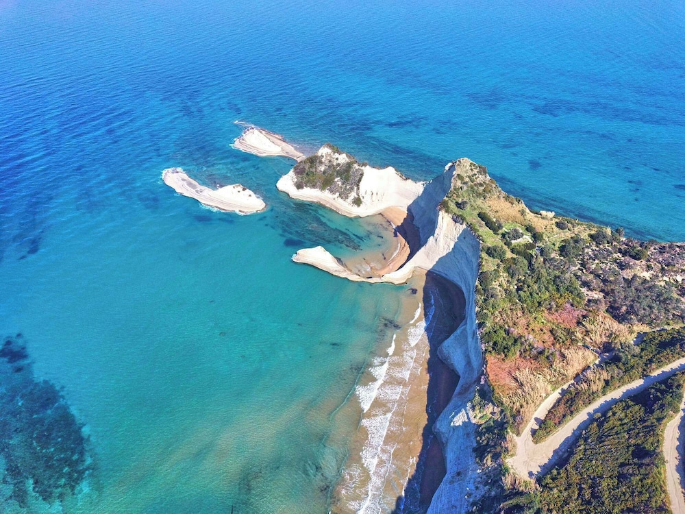 Villa Amarilda - Private Pool Garden in Corfu