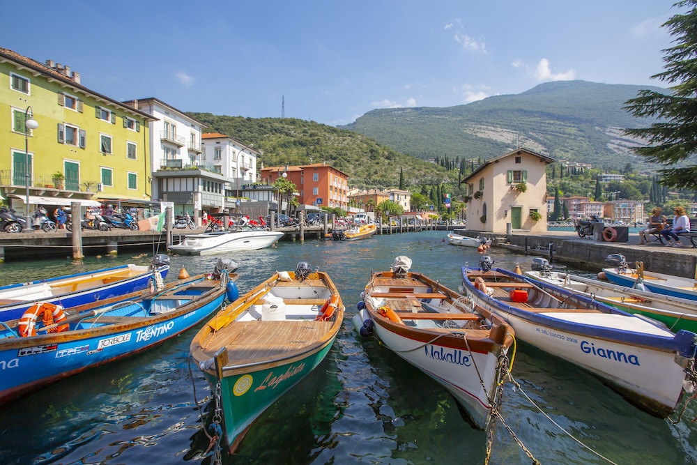 Photo 35