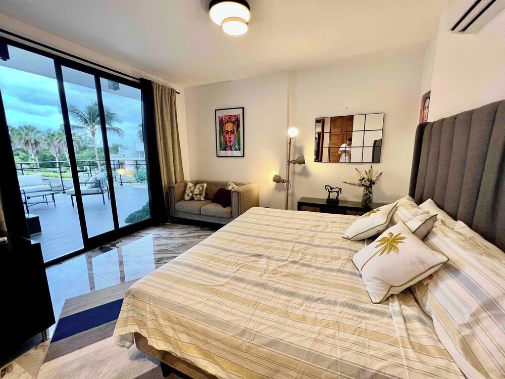 Elegant, Modern Style Villa in Playa Nueva Romana2