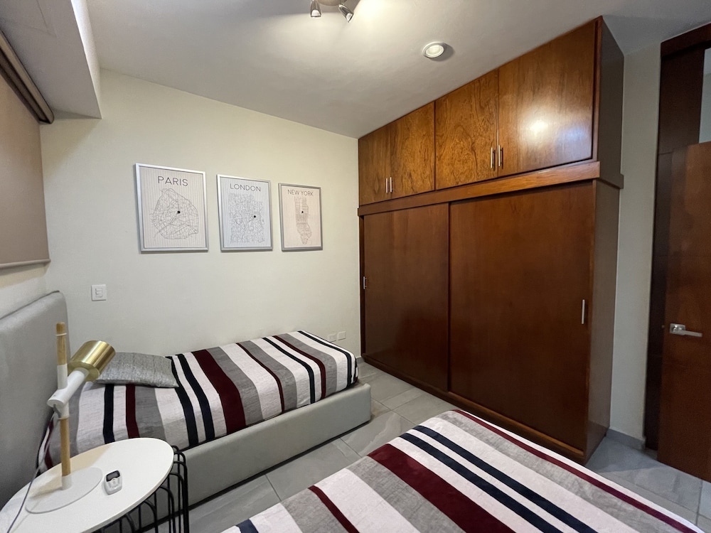 Condesa Apartments view 4