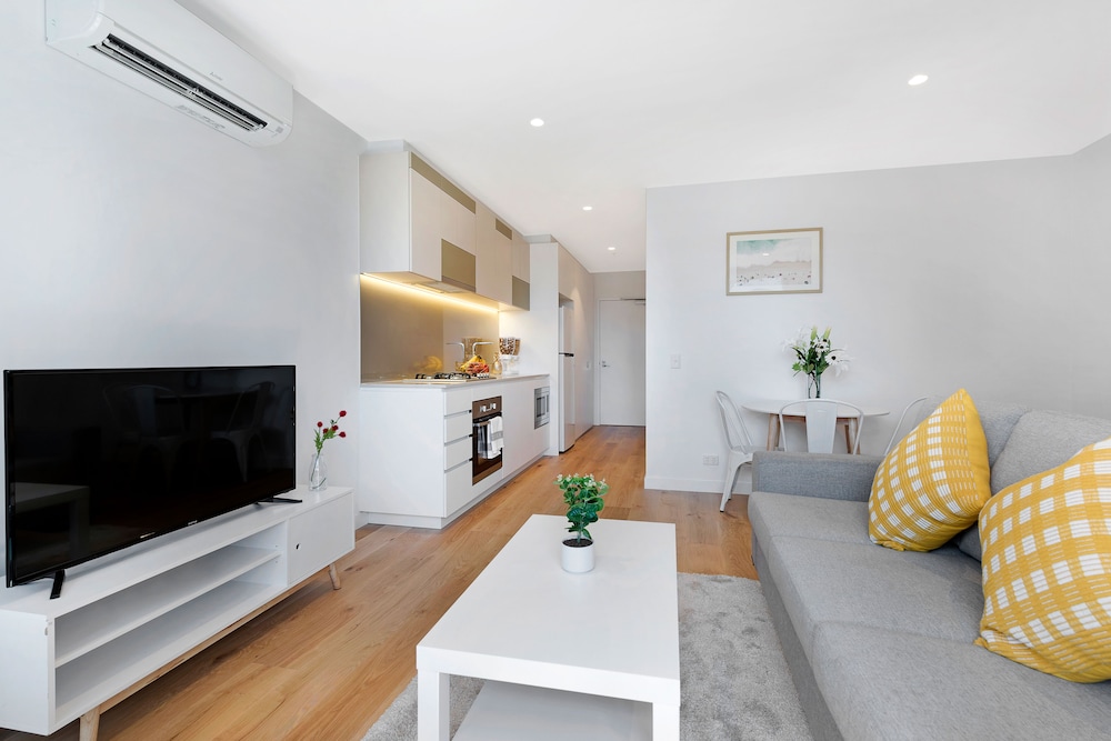 The Fifth Serviced Apartments