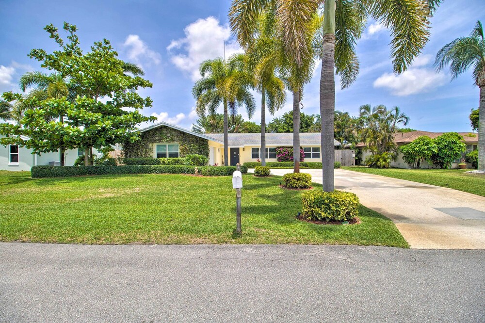 Luxury Getaway in Palm Beach Gardens! - Property Image 2