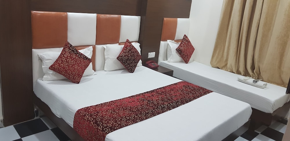 Sidhartha Tourist Lodge