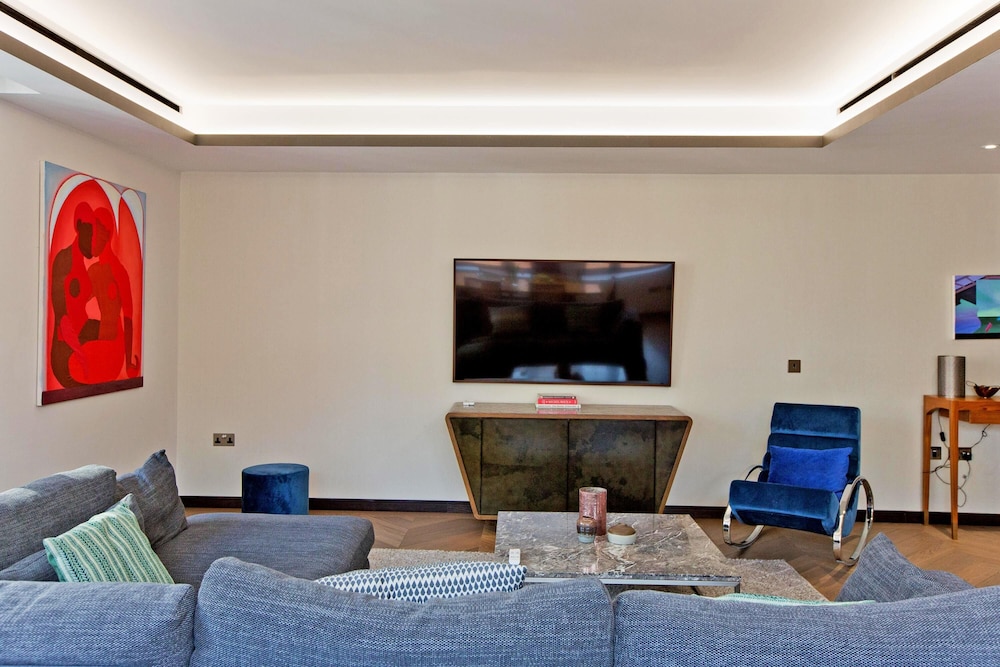 2-bed Superior Apt 312