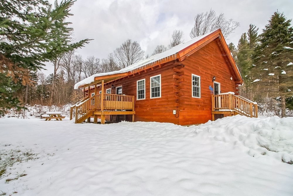 Lincoln Cabin 3 Bedroom Cabin