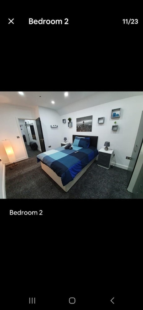 3 Bedrooms Apartments Near Town Center