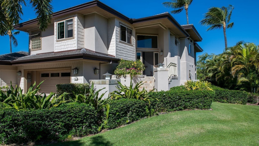 Spacious Townhome - Stunning Golf Course Views - Pool & Fitness- Vrkcv