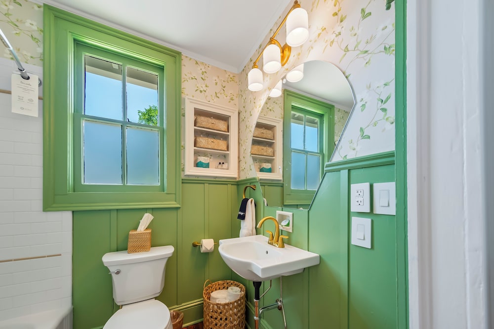 The Aerie Bed and Breakfast