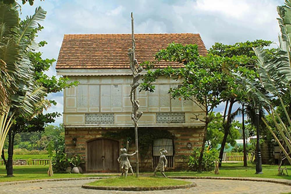 Las Casas Filipinas de Acuzar 20