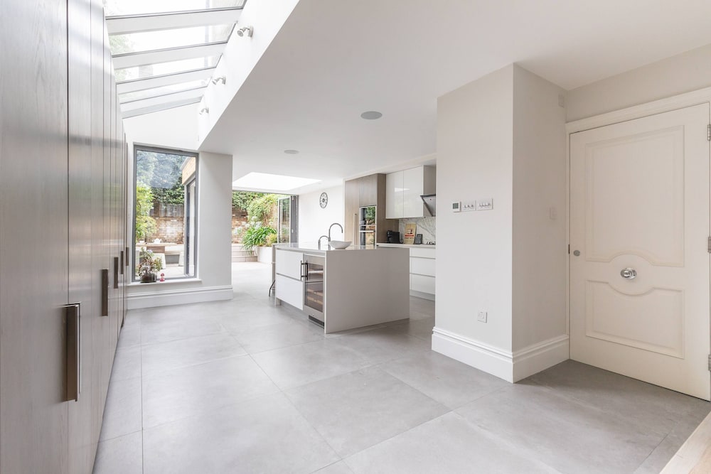 Fentiman Road II by Onefinestay