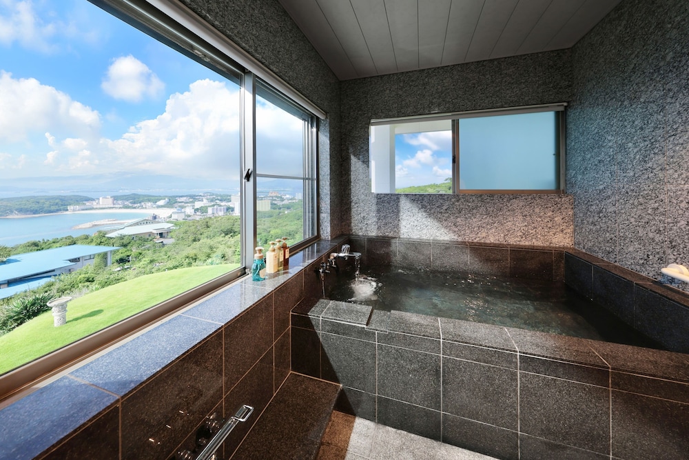 Crystal Villa Shirahama Oceans Dog Resort
