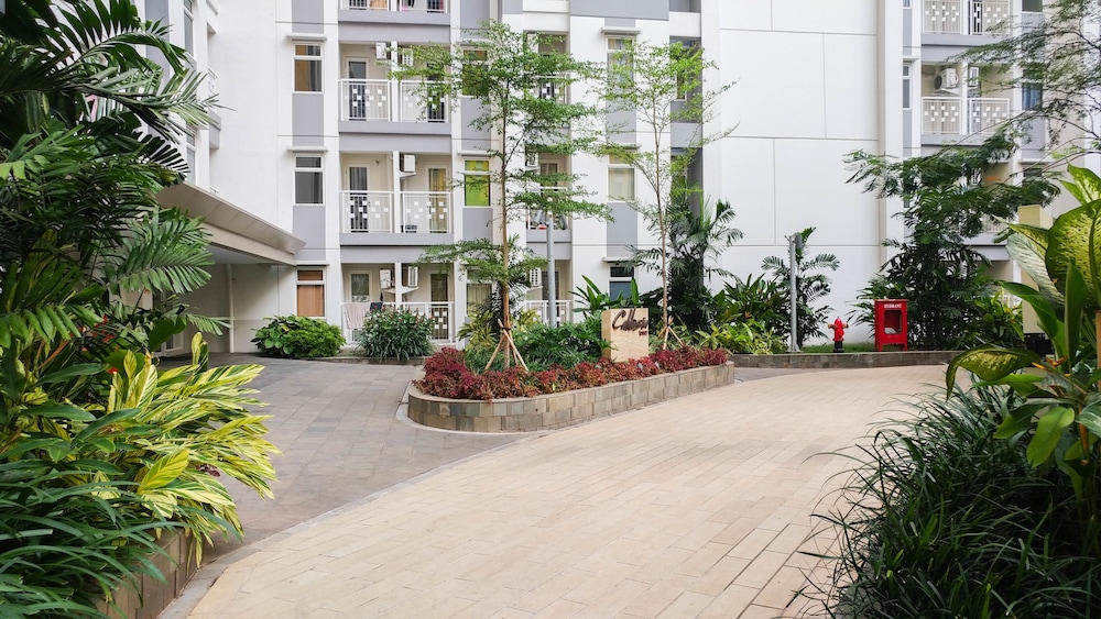 2BR + Sofa Bed The Springlake Summarecon Bekasi Apartment