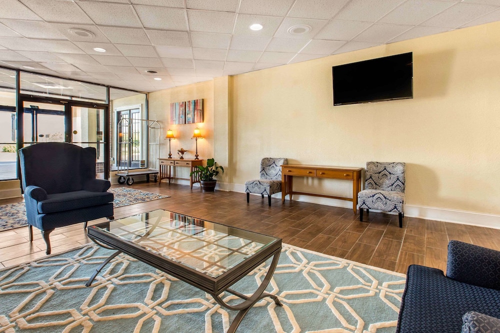 Ramada by Wyndham Santee I-95 view 2