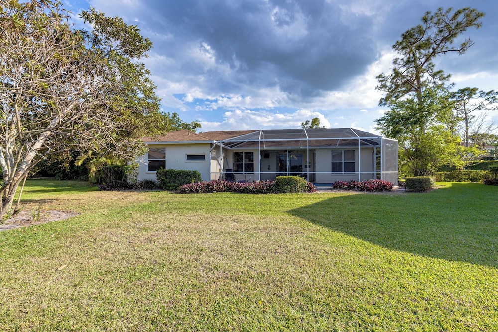Private Pool, Pond Views, & Bonus Lounge in Gated Naples Community Drive to Dining & Sand