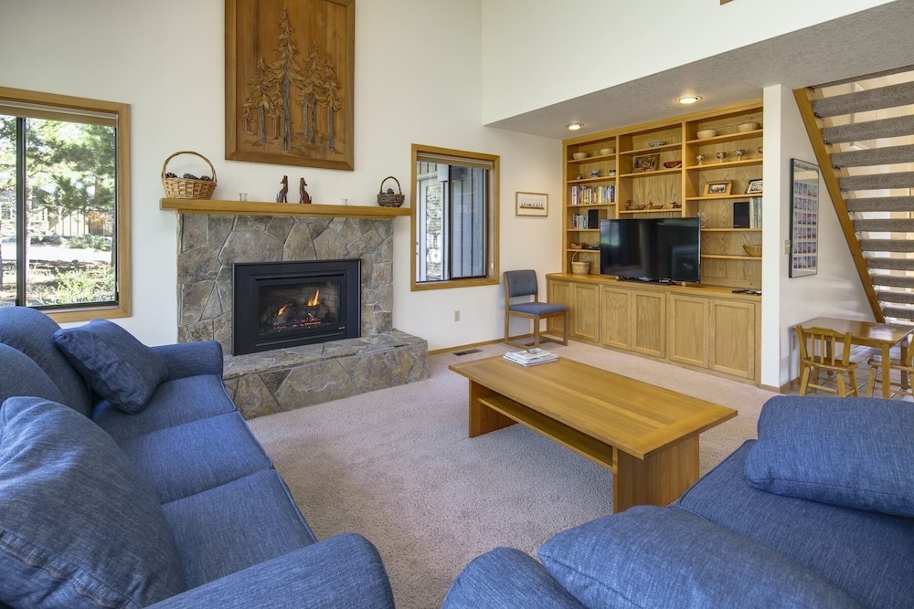 Maury Mountain 36 3 Bedroom Home