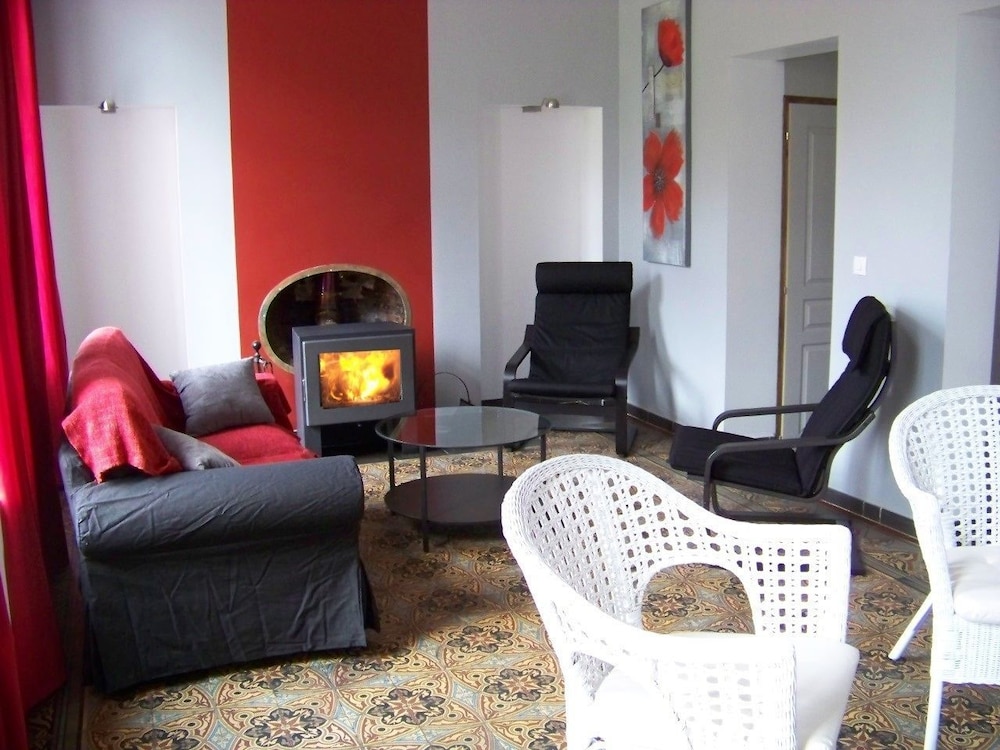 Au Coin du Feu