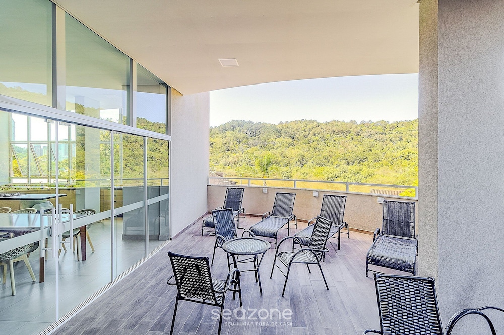 Your Complete Stay Just Minutes From the sea in BC Stls