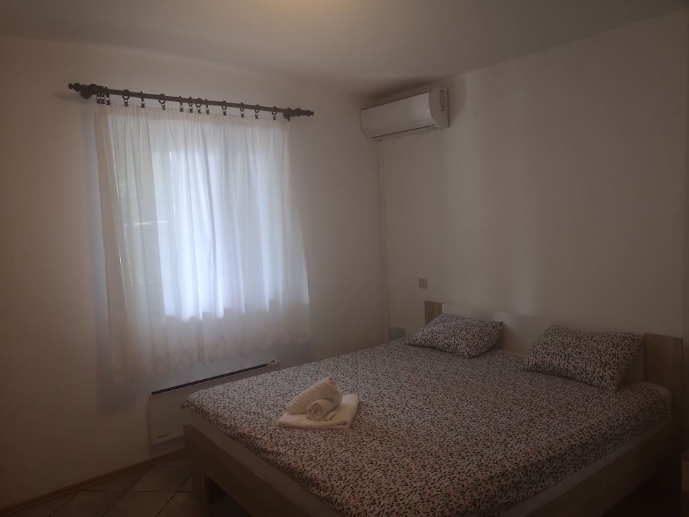 Moja Ane view 5