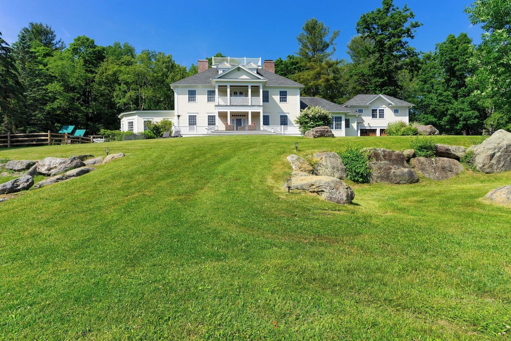 Secluded Berkshires Estate + Private Pond/pool,theater, Gym Sunny Pond