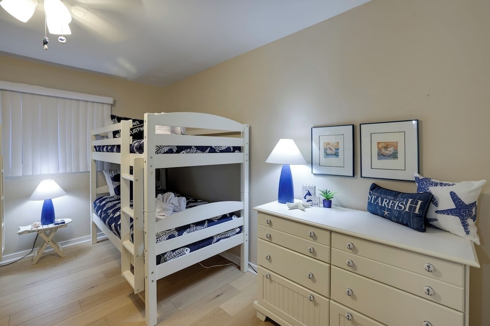 Hilton Head Retreat Gated Villa, Pets OK