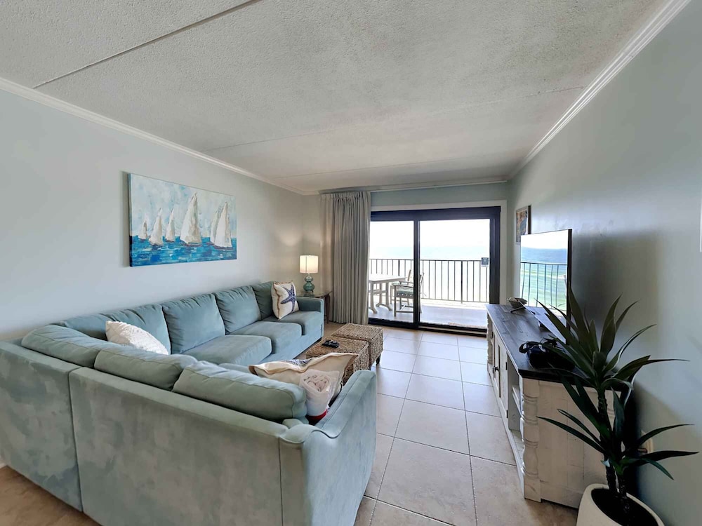 Ocean Breeze West by Southern Vacation Rentals