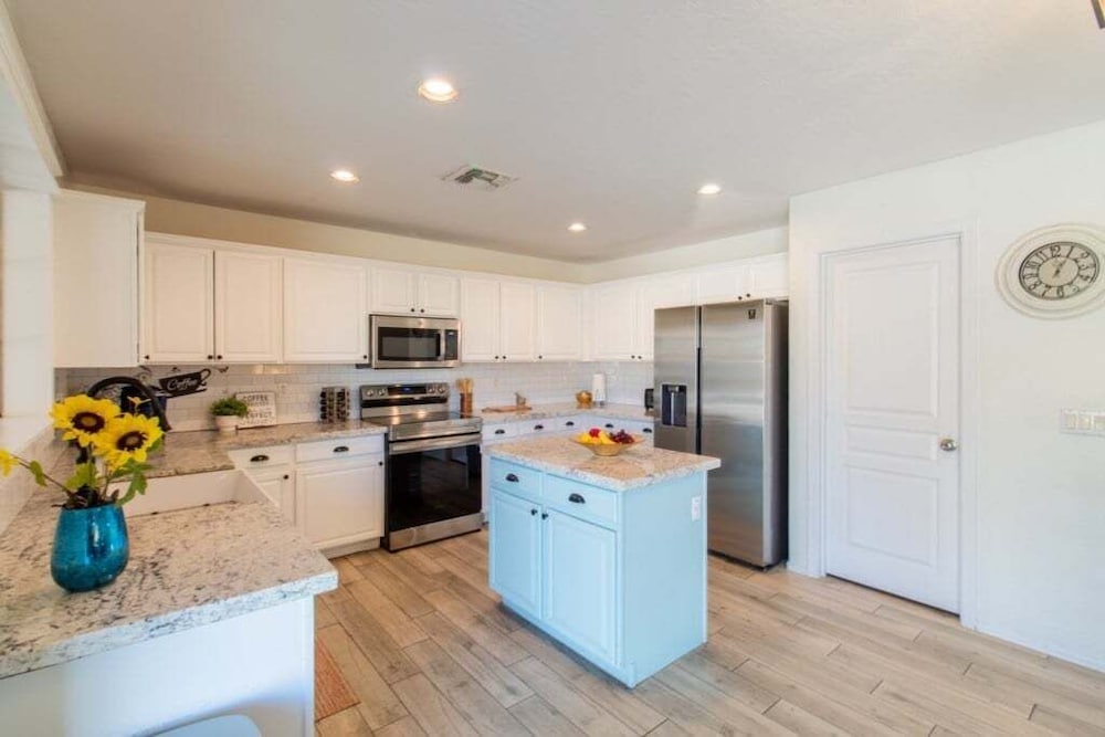 Casa Alessia 4br Home & Heated Pool 4 Bedroom Home