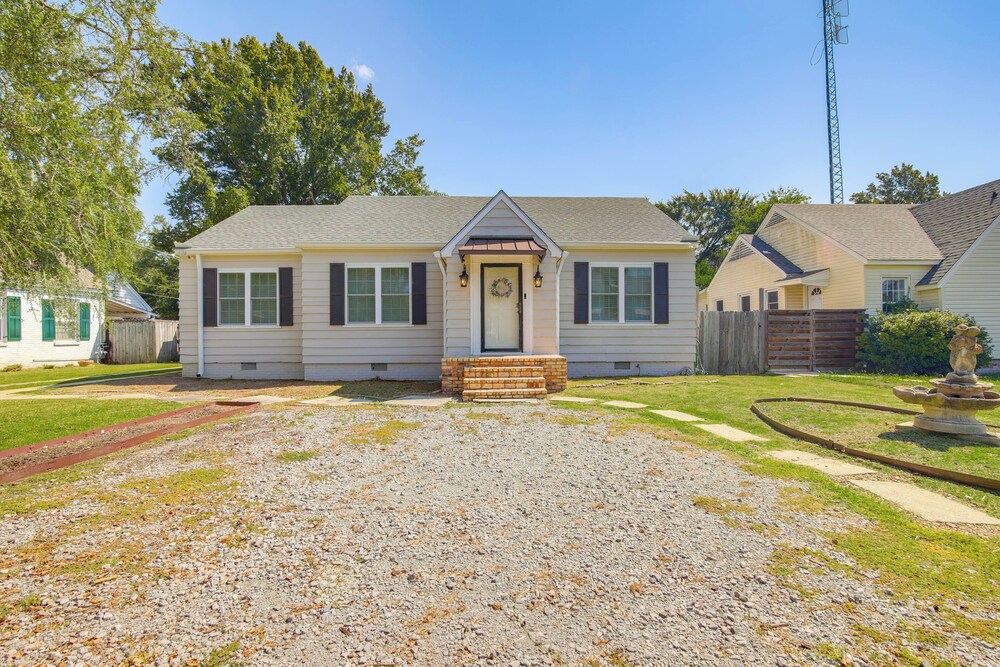 Walk Downtown: Home w/ Yard in Clarksdale