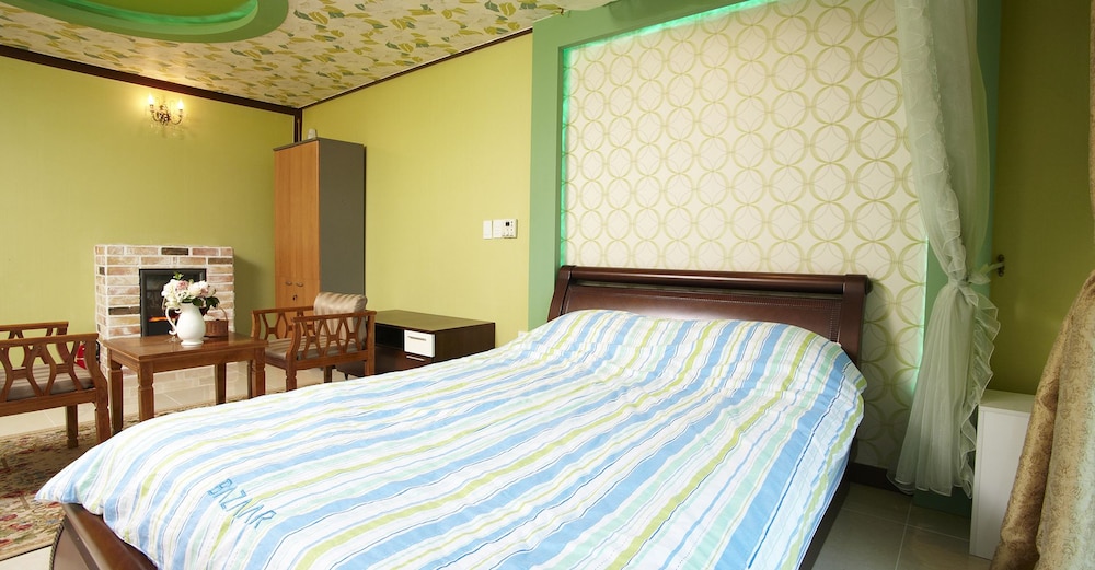 Club Olympia Pension & Resort