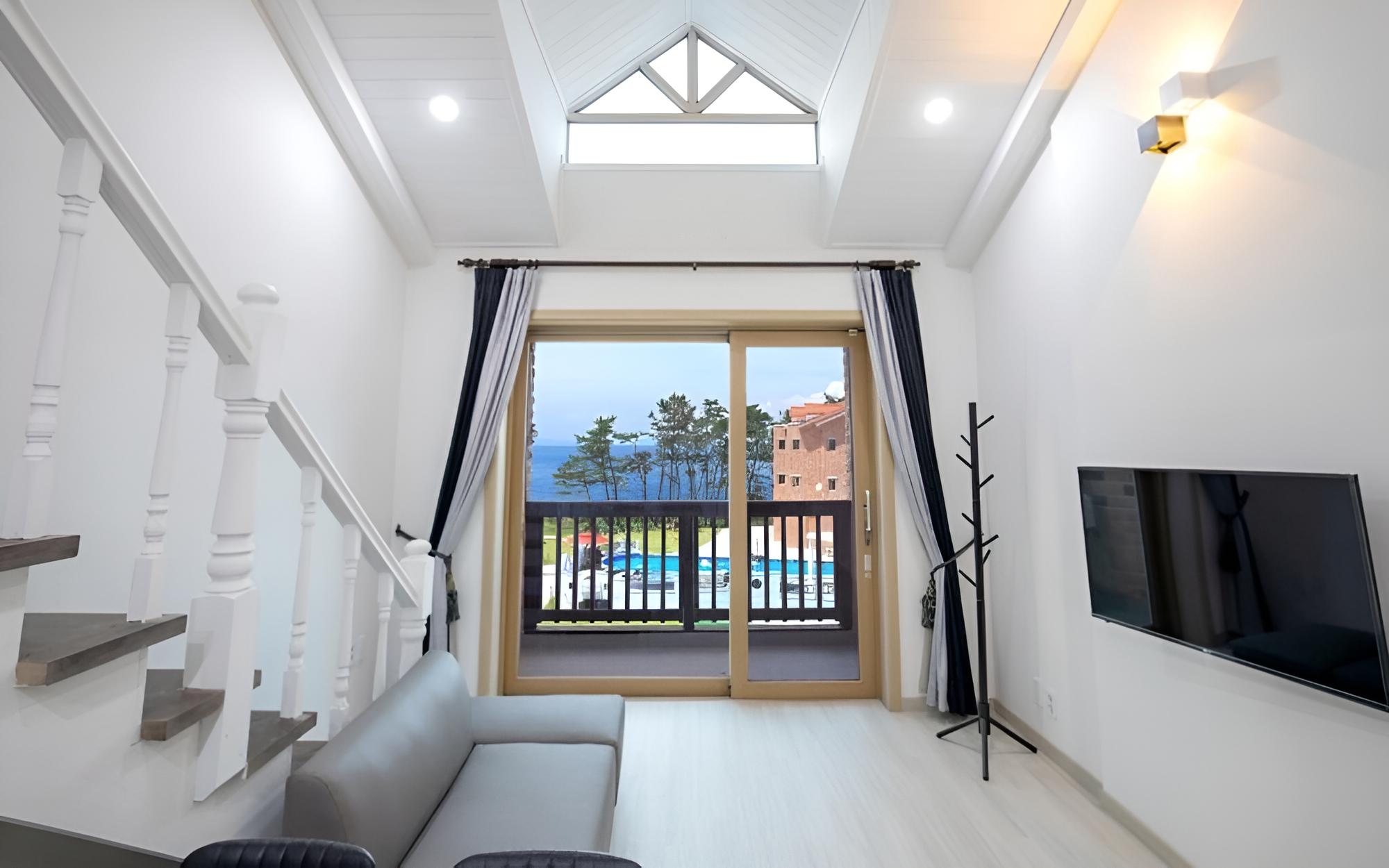 Taean Golden Wave Pension
