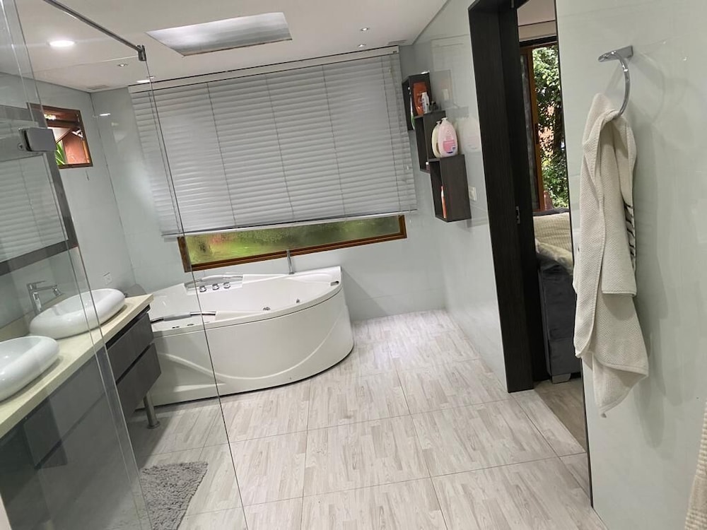 CASA SUYTE LEGUIZAMON - Property Image 14