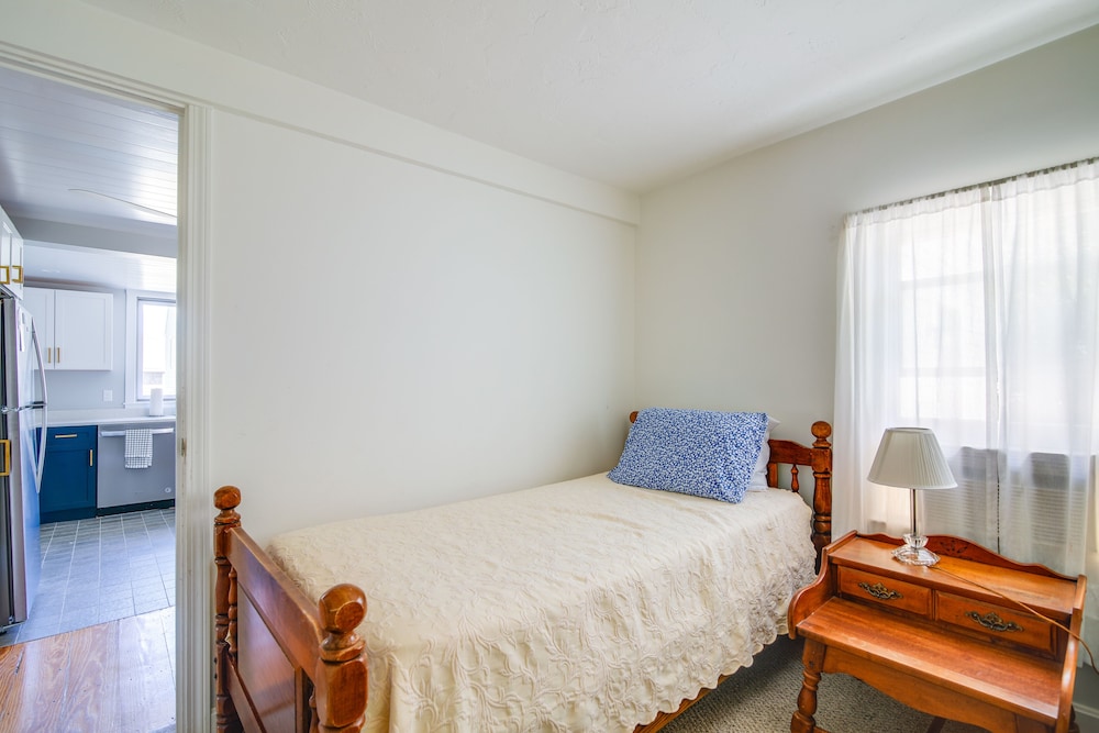 Charming Scituate Home w/ Deck - Walk to Beaches!