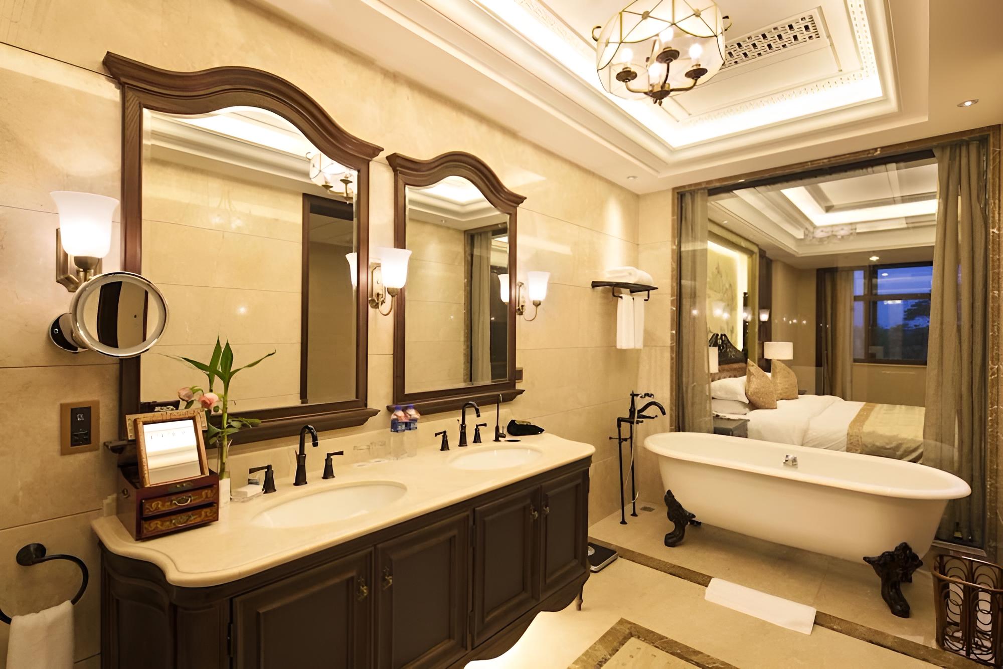 Dockside Boutique Hotel